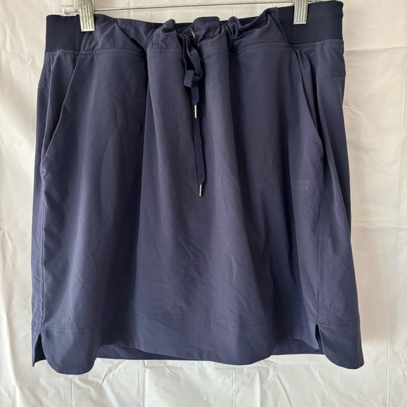 Athleta Pants - Athleta Midtown Skort Skirt Navy size 16T